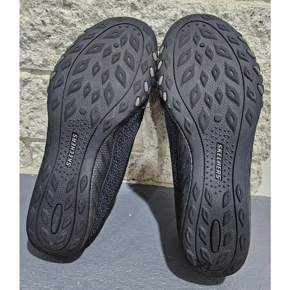 Skechers Zipper Shoe, Breathe-Easy-Quiet-Tude, Slip On, Walking, Womens Size 9